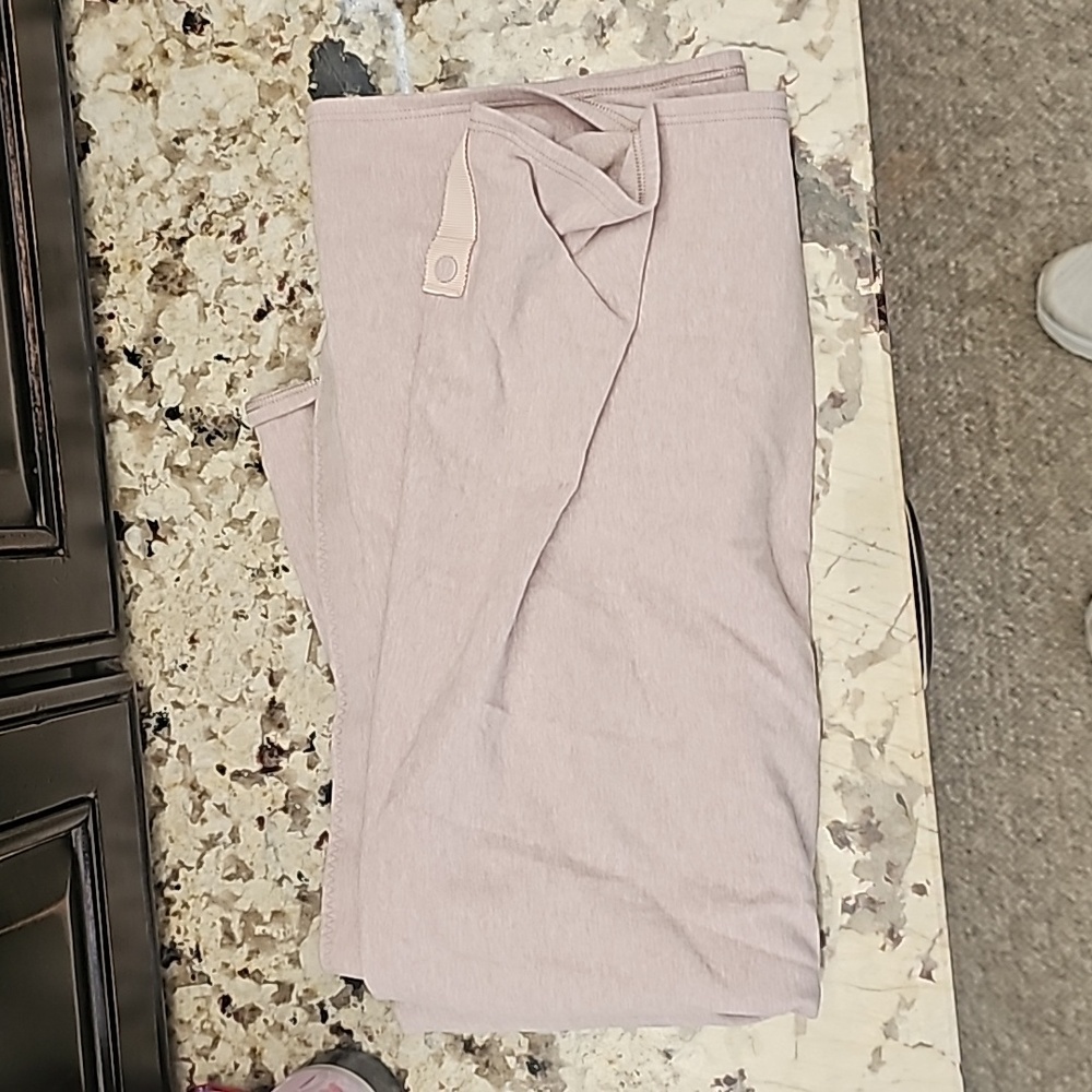 Lululemon pink Vinyasa Scarf